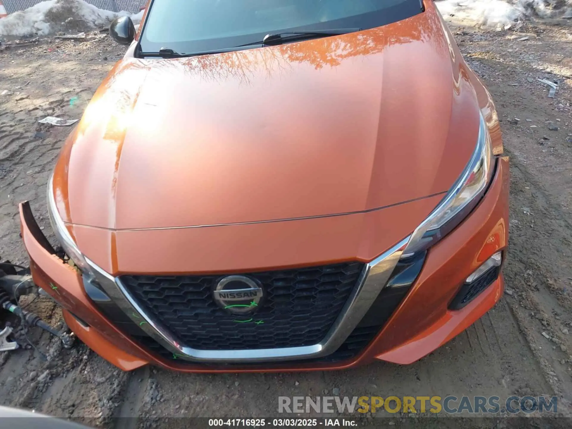13 Photograph of a damaged car 1N4BL4CW4KC209501 NISSAN ALTIMA 2019