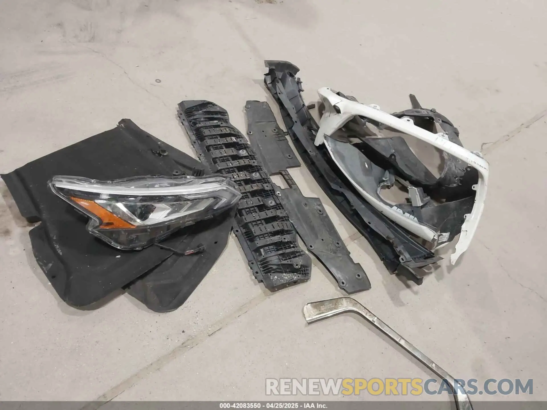 12 Photograph of a damaged car 1N4BL4CW4KC213435 NISSAN ALTIMA 2019