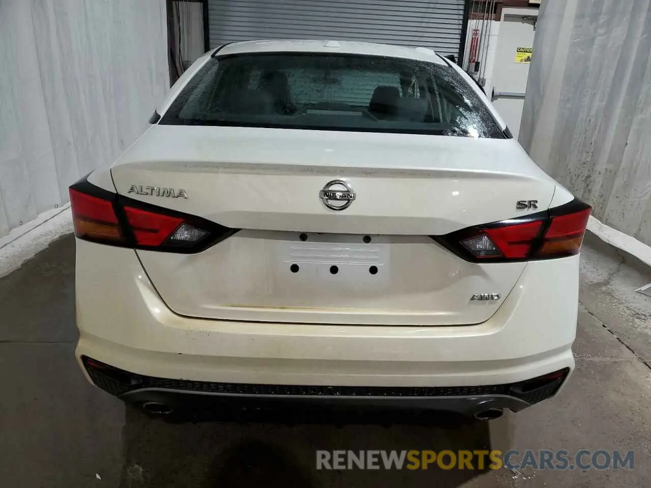 6 Photograph of a damaged car 1N4BL4CW6KC200430 NISSAN ALTIMA 2019