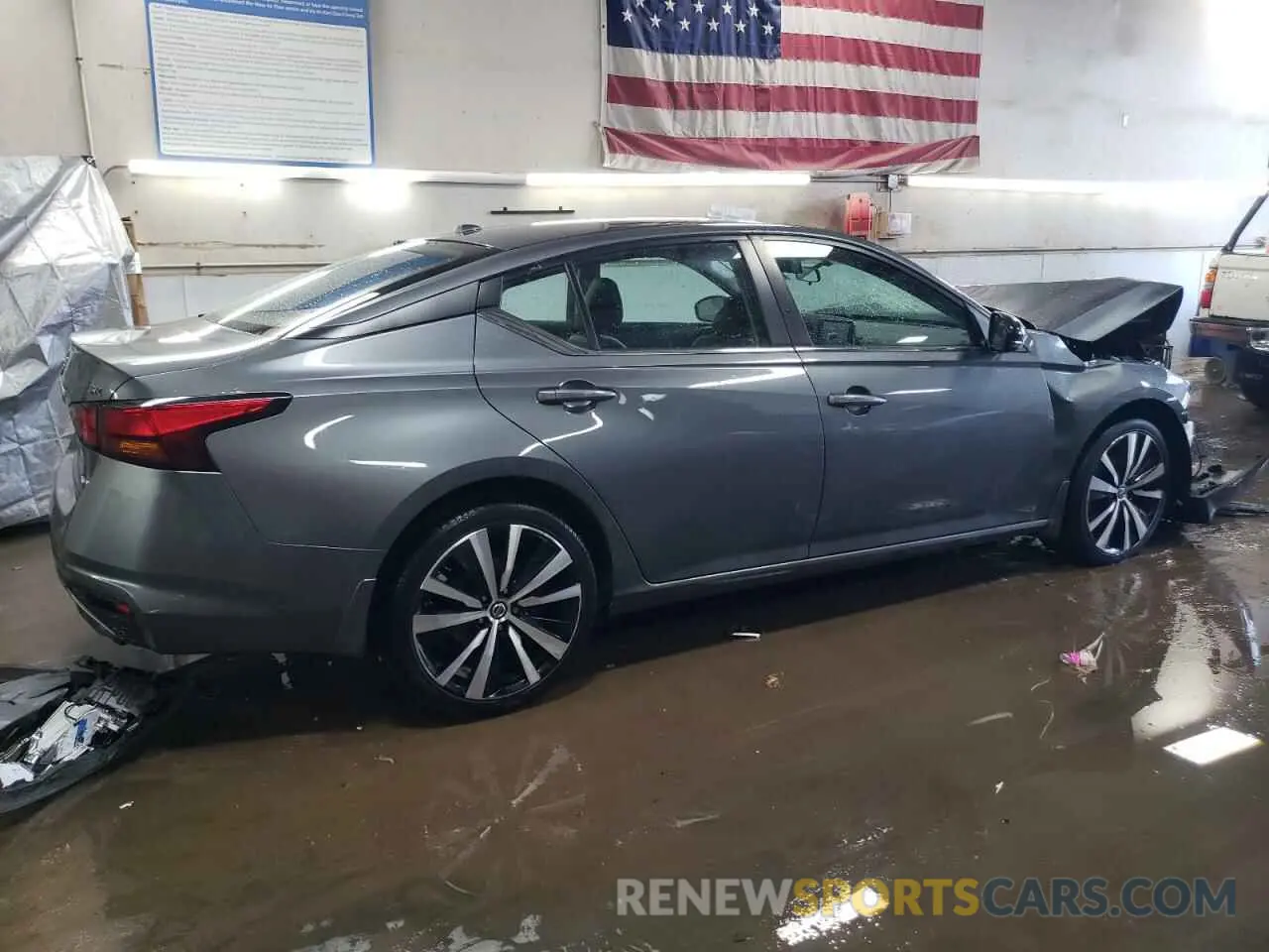 3 Photograph of a damaged car 1N4BL4CW6KC245464 NISSAN ALTIMA 2019