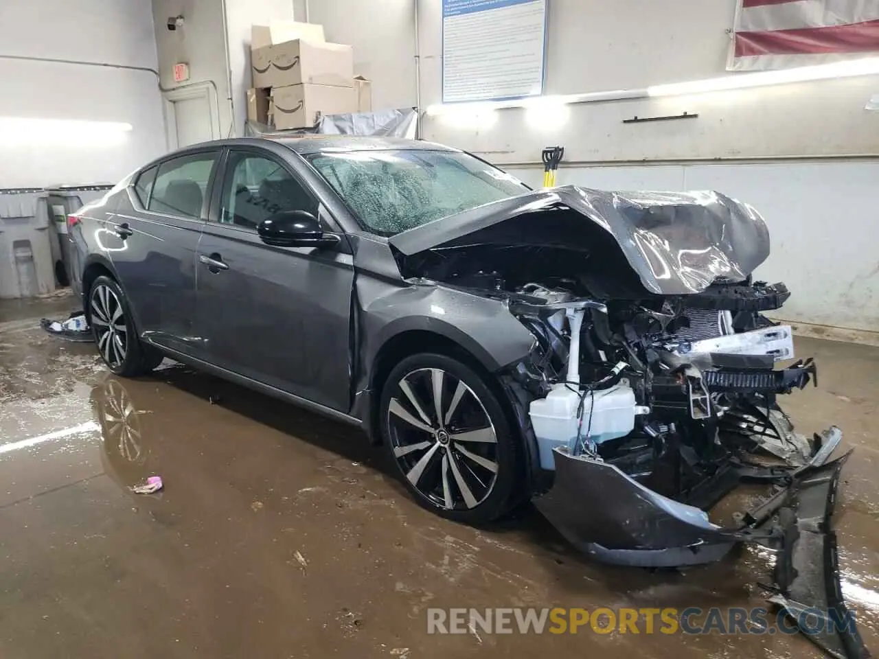 4 Photograph of a damaged car 1N4BL4CW6KC245464 NISSAN ALTIMA 2019