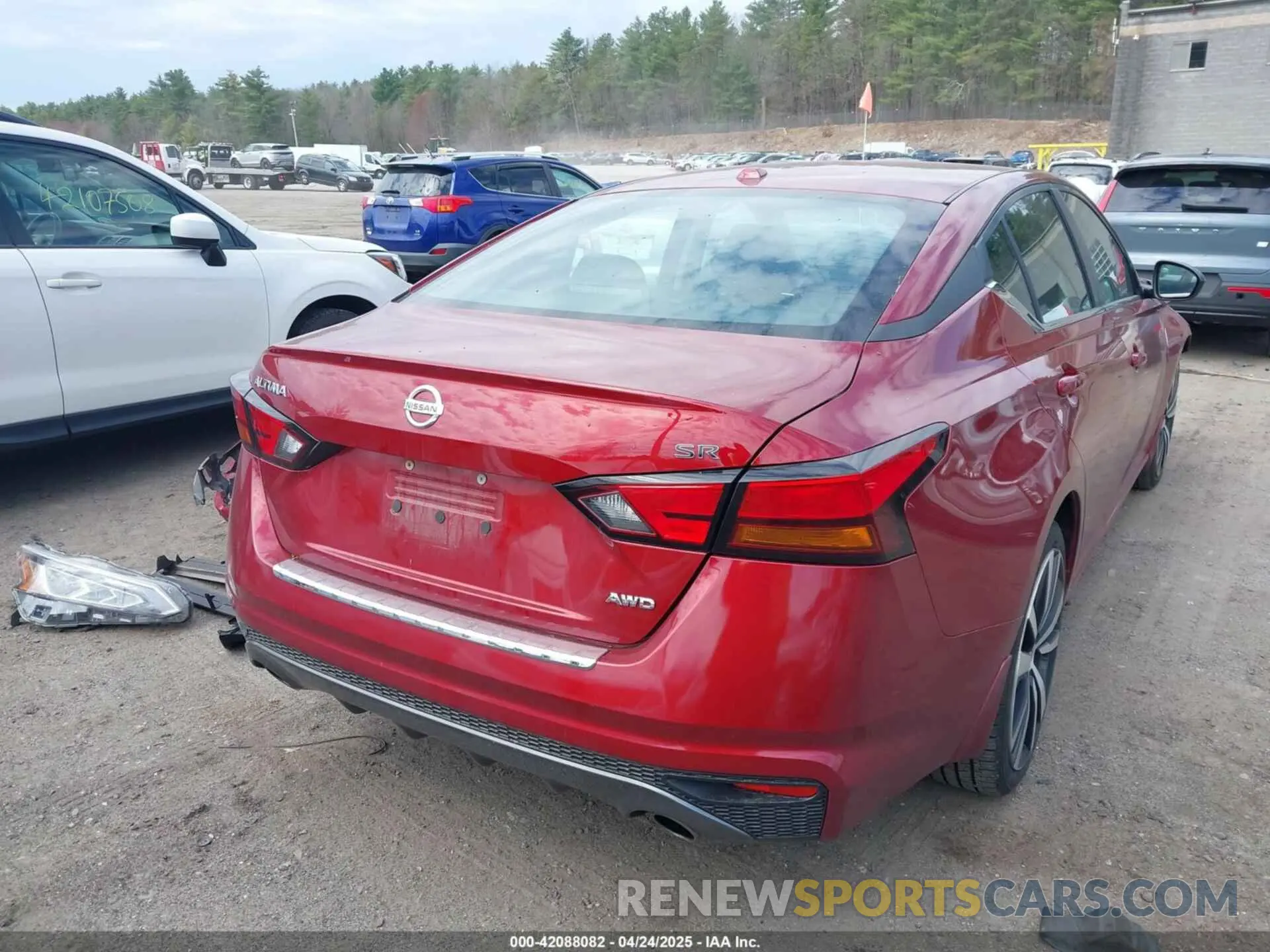 17 Photograph of a damaged car 1N4BL4CW6KN321480 NISSAN ALTIMA 2019