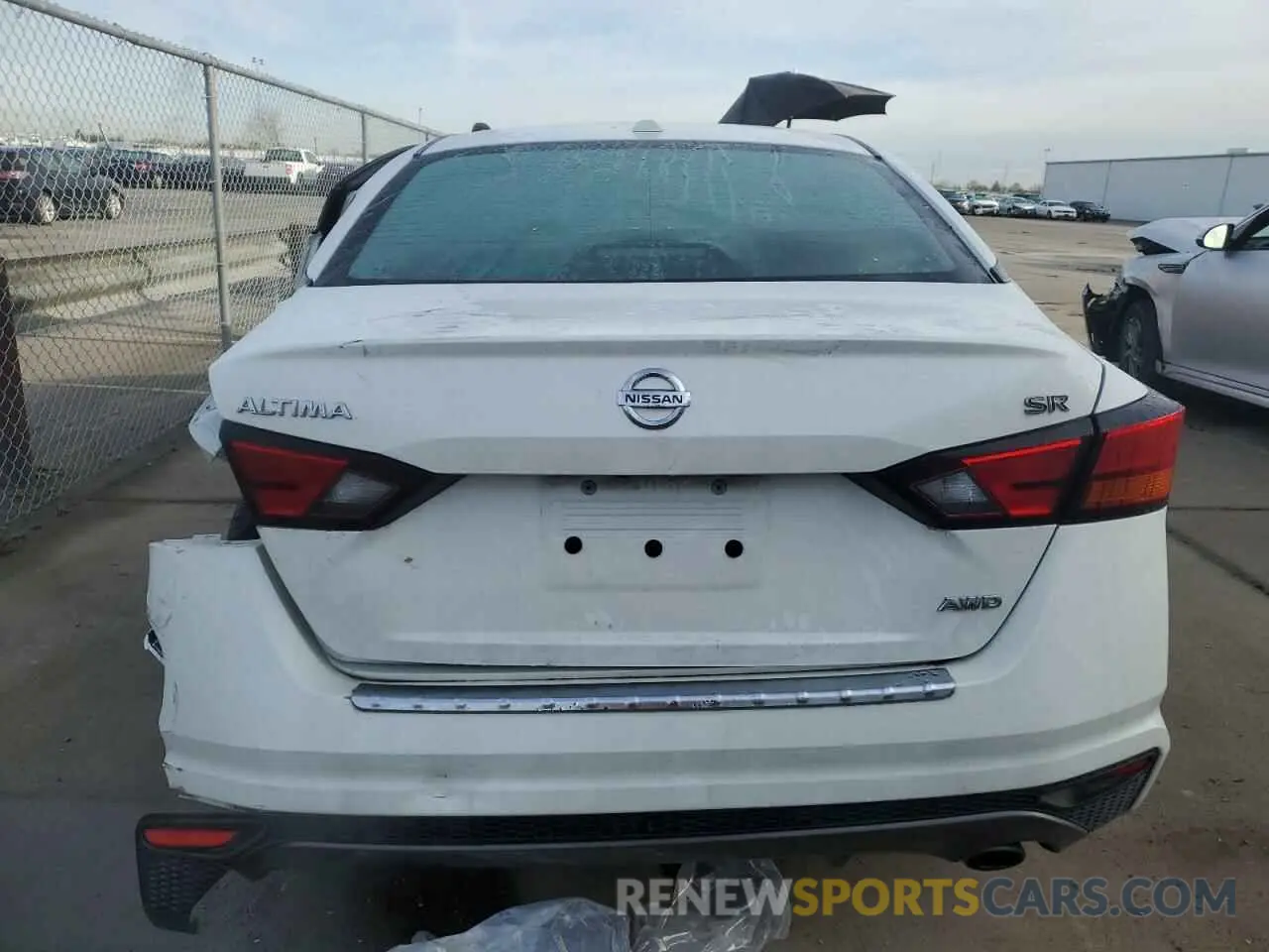6 Photograph of a damaged car 1N4BL4CW7KN309709 NISSAN ALTIMA 2019