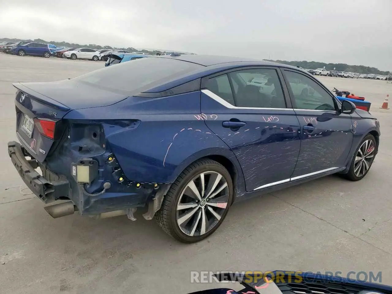 3 Photograph of a damaged car 1N4BL4CW8KC171223 NISSAN ALTIMA 2019