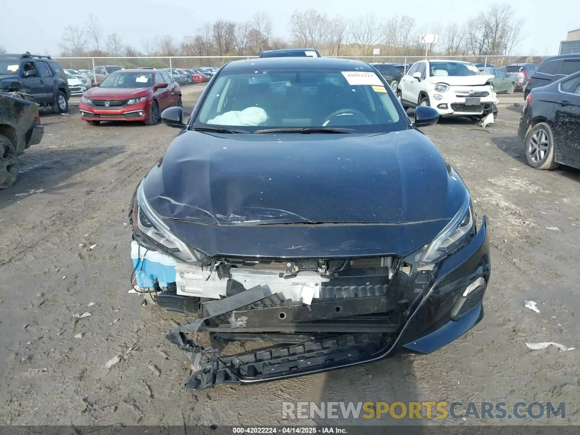 13 Photograph of a damaged car 1N4BL4CW8KN301618 NISSAN ALTIMA 2019