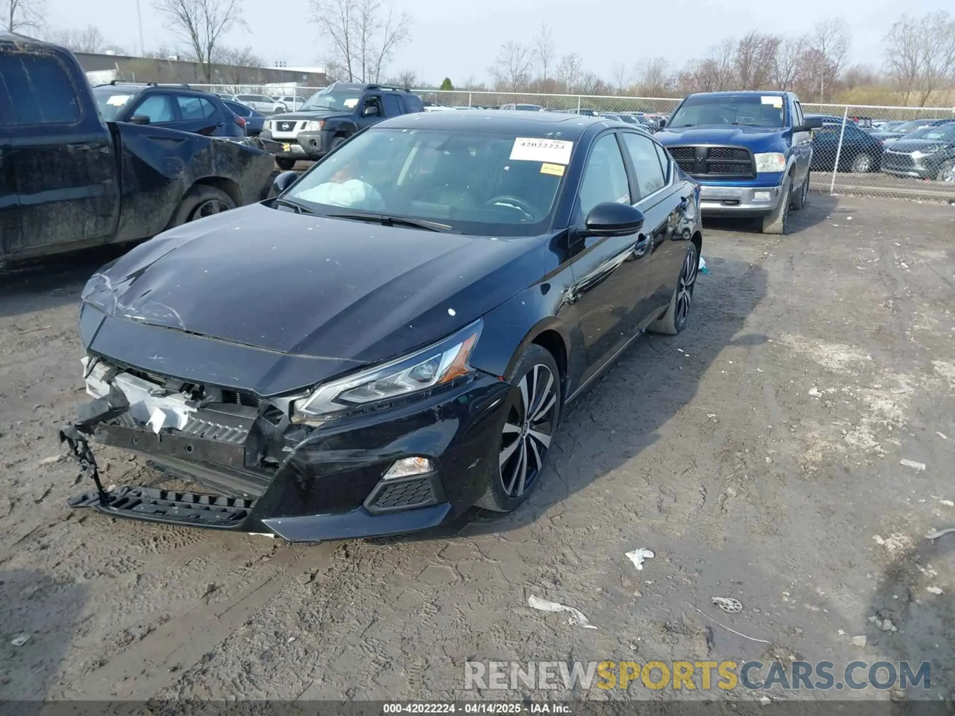 2 Photograph of a damaged car 1N4BL4CW8KN301618 NISSAN ALTIMA 2019