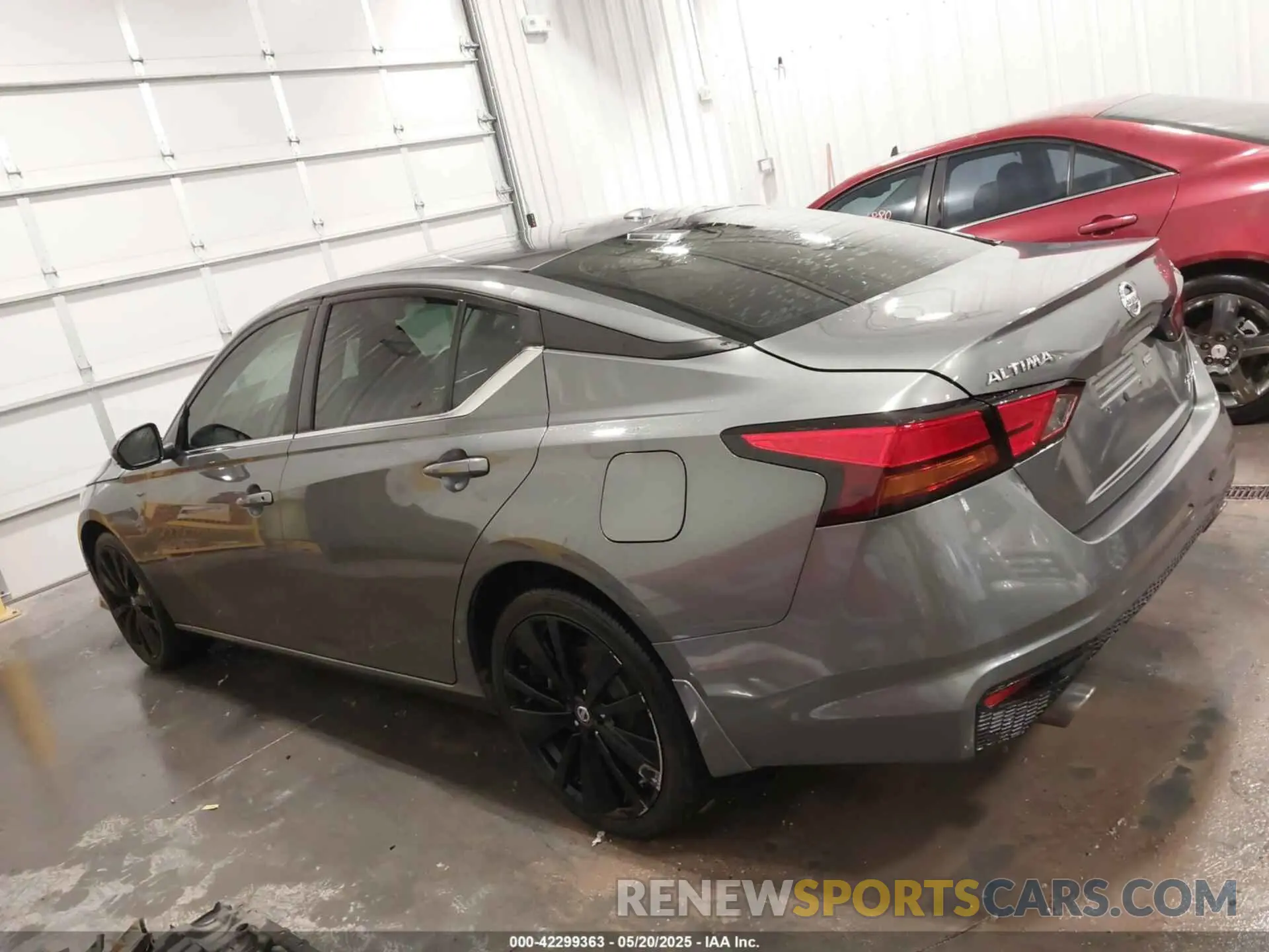 15 Photograph of a damaged car 1N4BL4CW8KN324543 NISSAN ALTIMA 2019