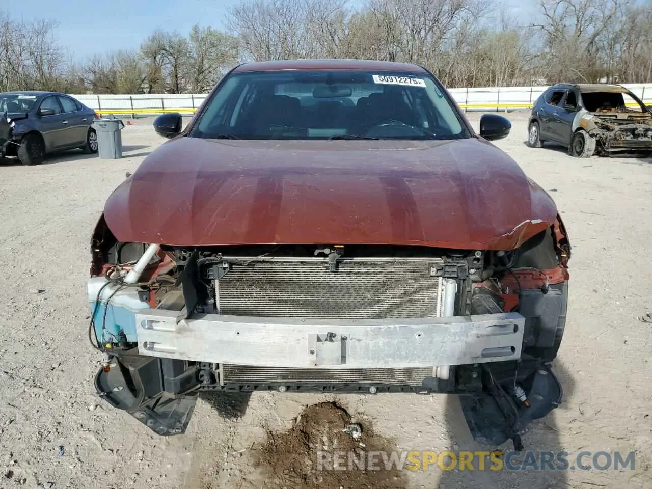 5 Photograph of a damaged car 1N4BL4CW9KC169447 NISSAN ALTIMA 2019