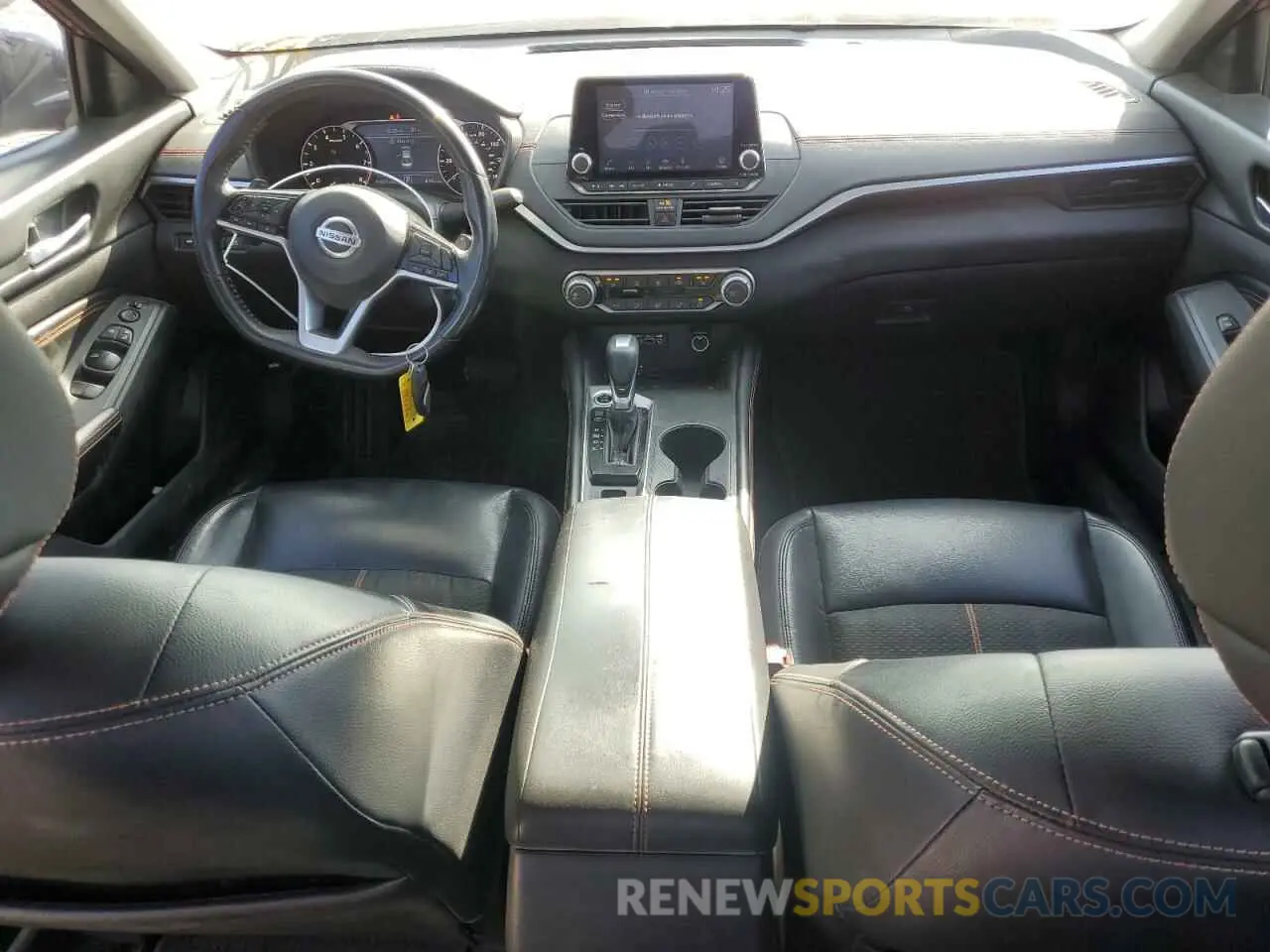8 Photograph of a damaged car 1N4BL4CW9KC169447 NISSAN ALTIMA 2019