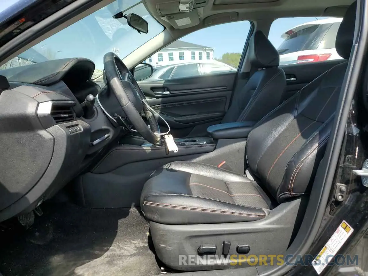 7 Photograph of a damaged car 1N4BL4CW9KC172574 NISSAN ALTIMA 2019