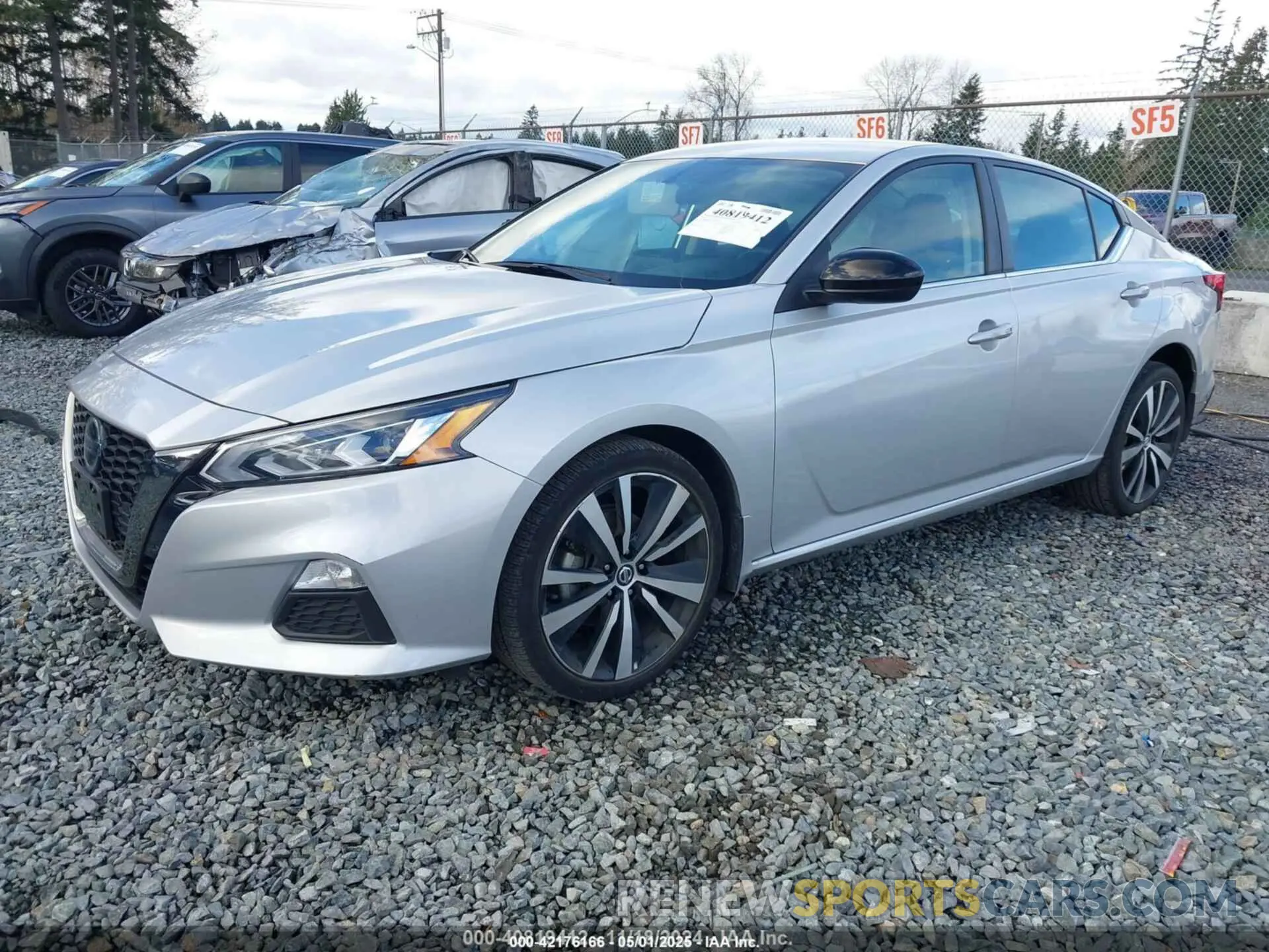 2 Photograph of a damaged car 1N4BL4CW9KC186703 NISSAN ALTIMA 2019