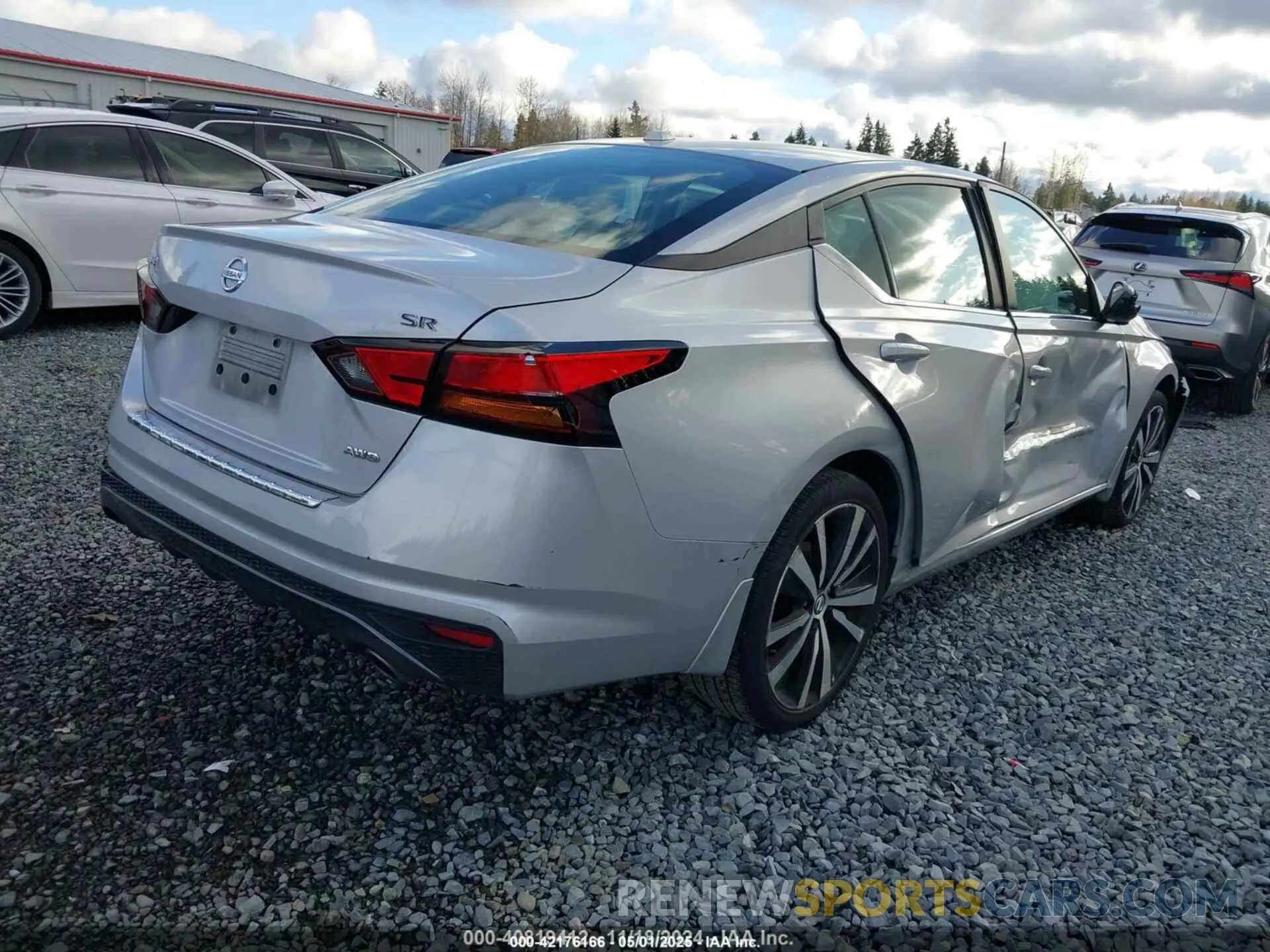 4 Photograph of a damaged car 1N4BL4CW9KC186703 NISSAN ALTIMA 2019