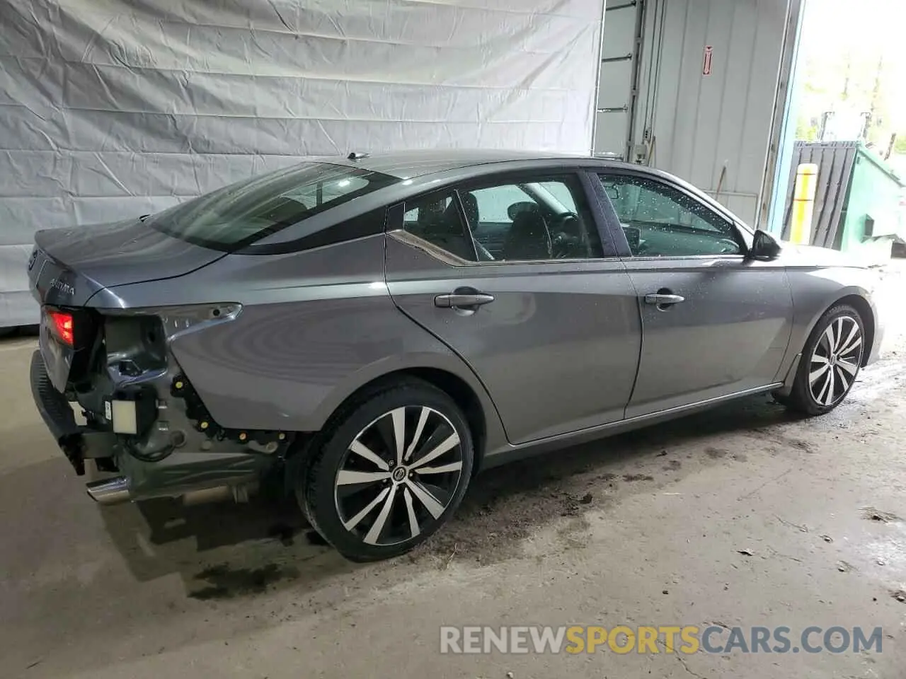 3 Photograph of a damaged car 1N4BL4CW9KN300610 NISSAN ALTIMA 2019
