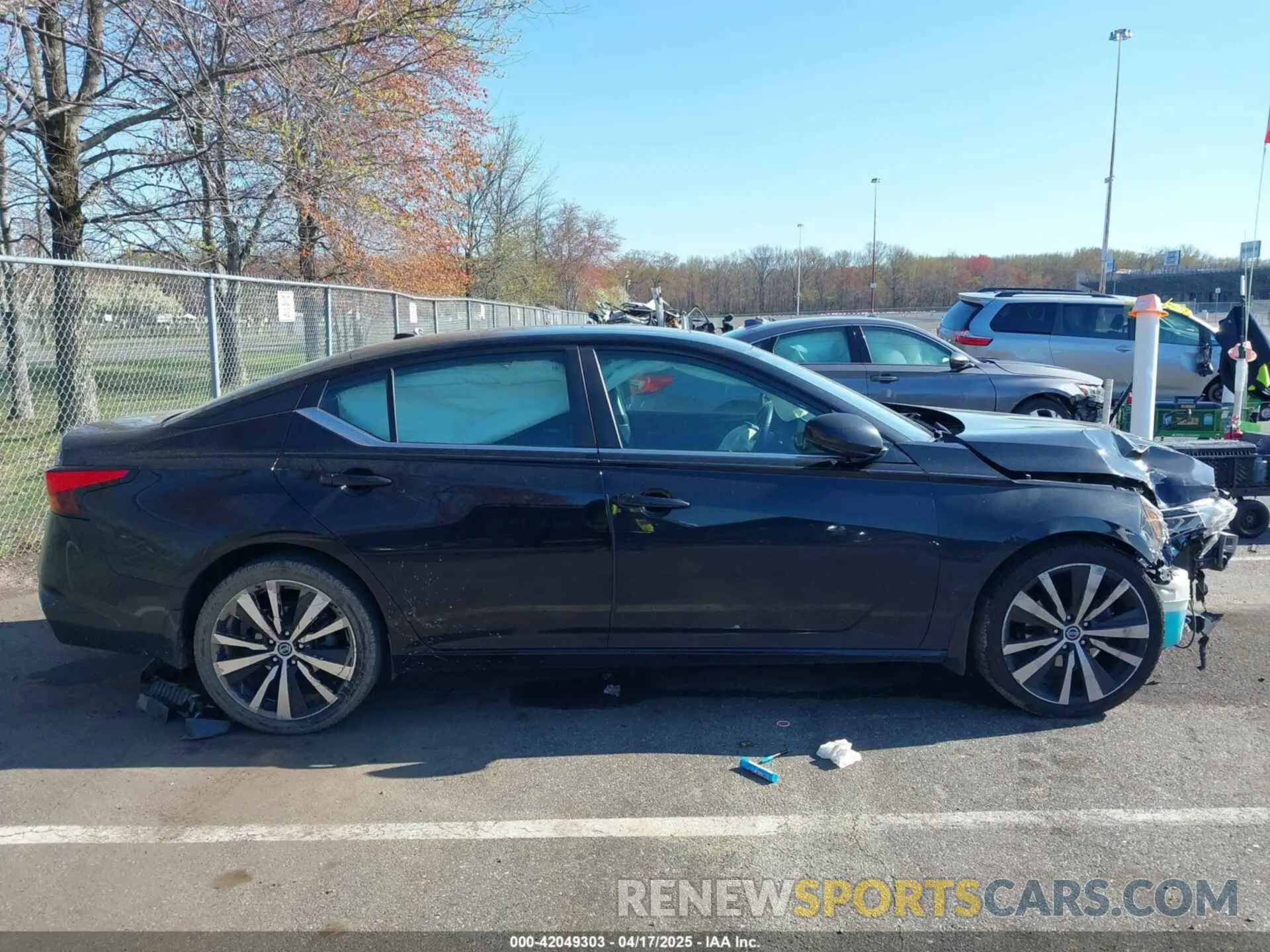 14 Photograph of a damaged car 1N4BL4CW9KN304155 NISSAN ALTIMA 2019