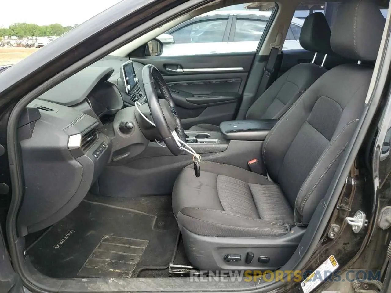 7 Photograph of a damaged car 1N4BL4DV0KC107330 NISSAN ALTIMA 2019