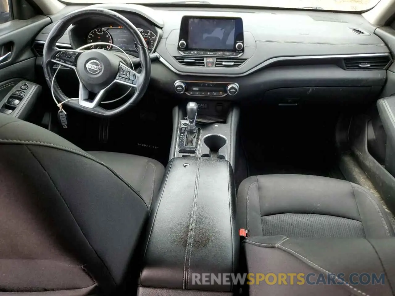 8 Photograph of a damaged car 1N4BL4DV0KC107330 NISSAN ALTIMA 2019