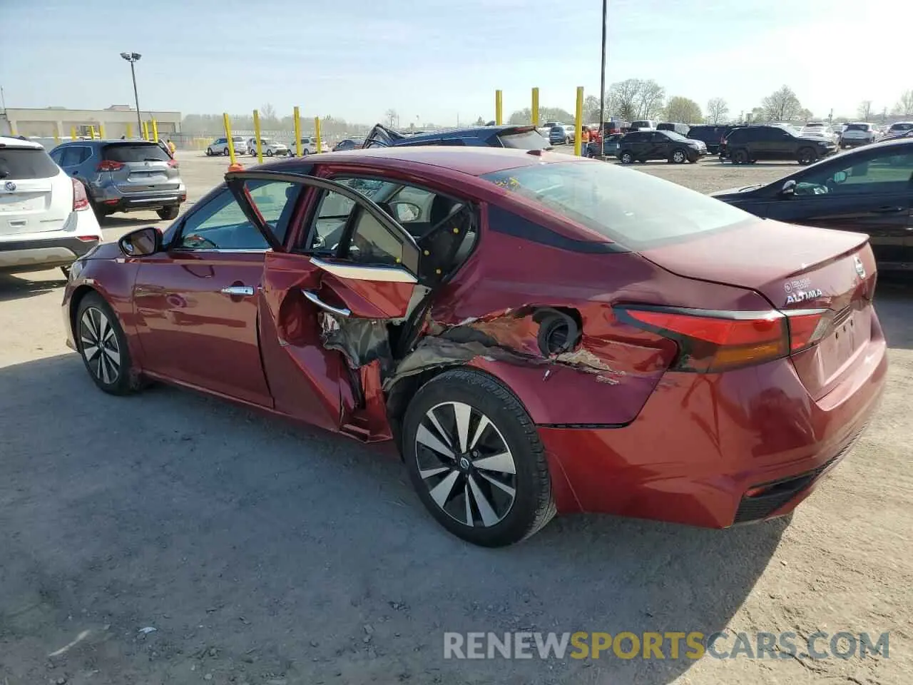 2 Photograph of a damaged car 1N4BL4DV0KC113953 NISSAN ALTIMA 2019