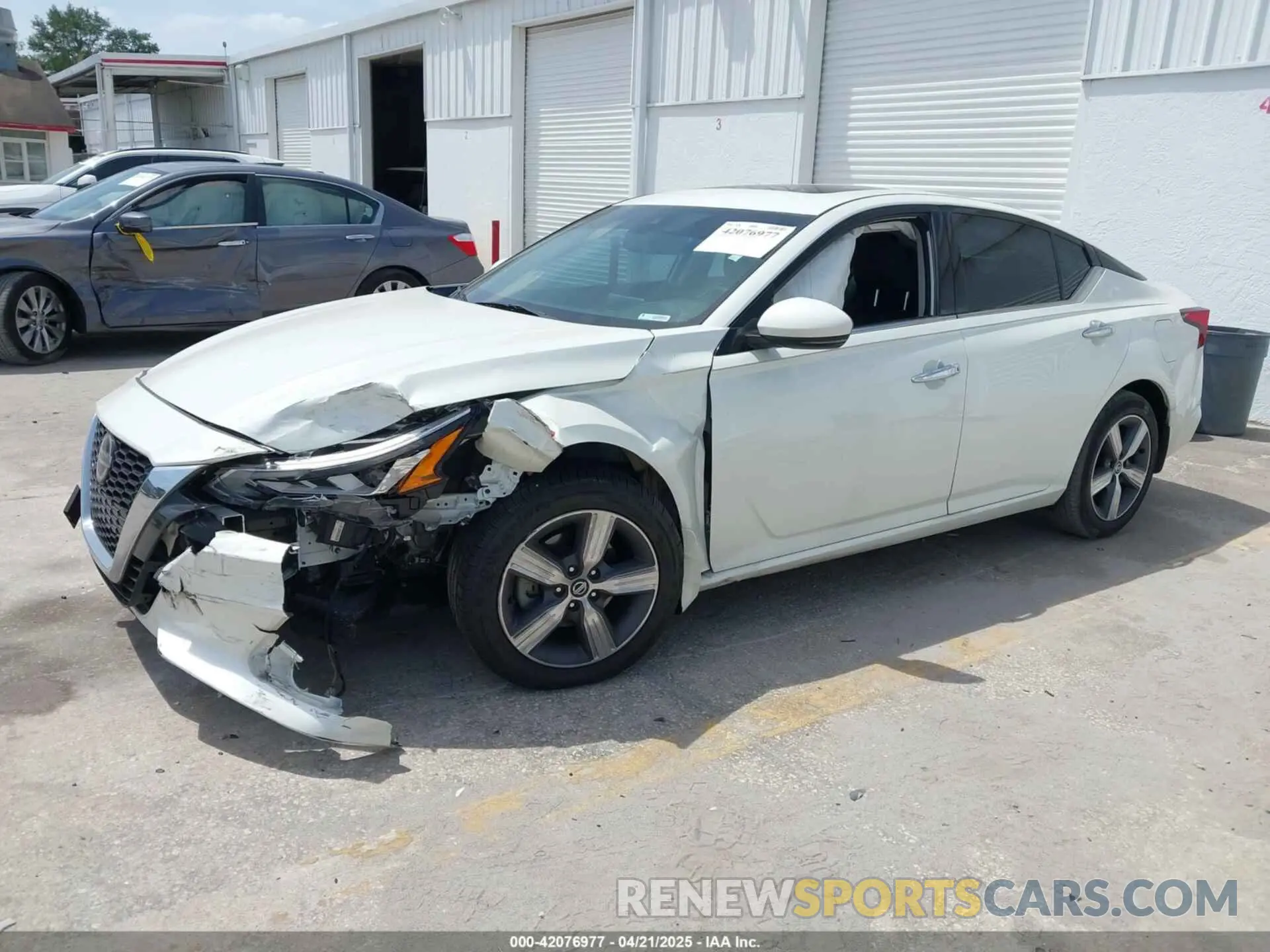2 Photograph of a damaged car 1N4BL4DV0KC114312 NISSAN ALTIMA 2019