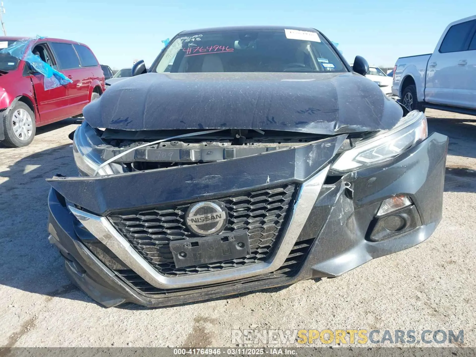 13 Photograph of a damaged car 1N4BL4DV0KC115623 NISSAN ALTIMA 2019