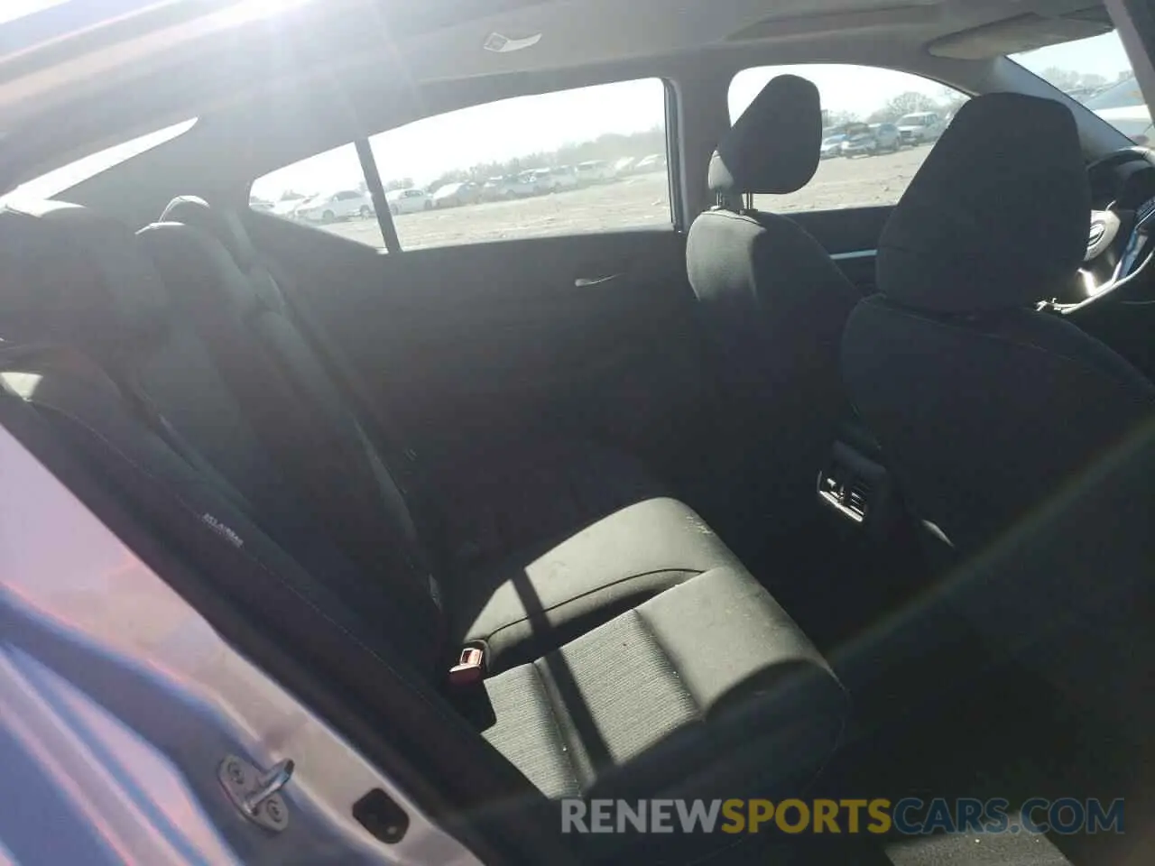 10 Photograph of a damaged car 1N4BL4DV0KC125018 NISSAN ALTIMA 2019