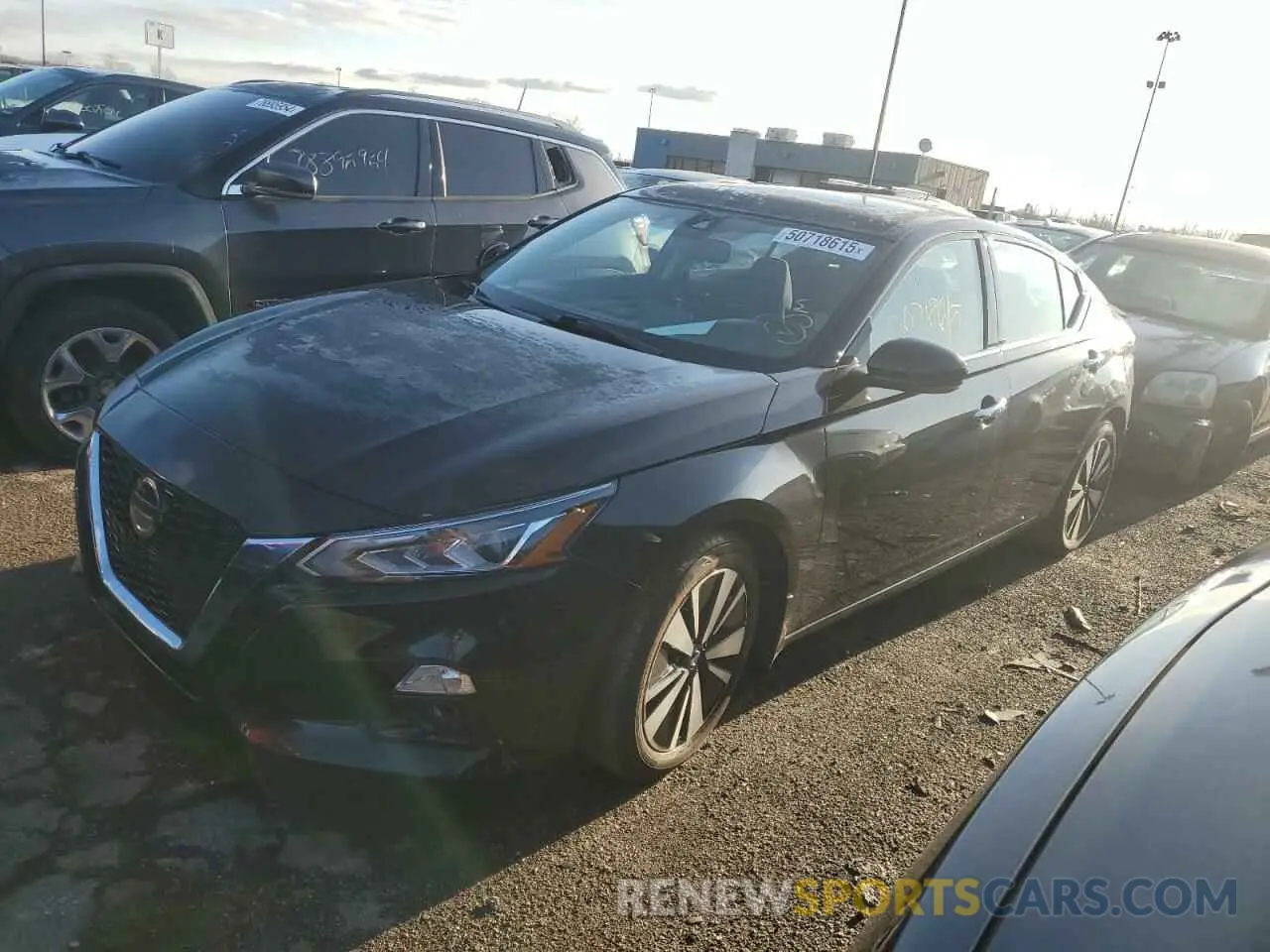 1 Photograph of a damaged car 1N4BL4DV0KC141736 NISSAN ALTIMA 2019
