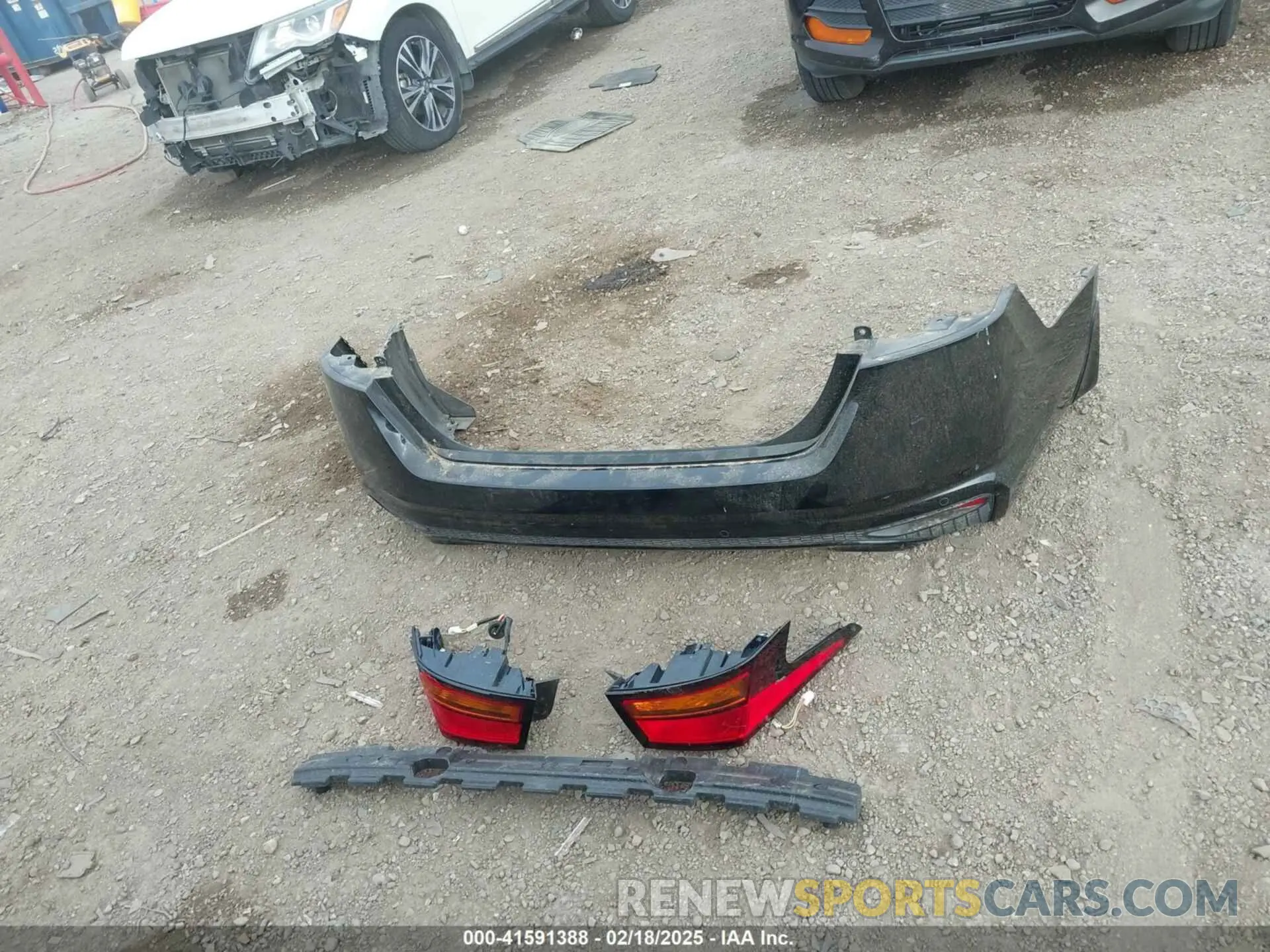 12 Photograph of a damaged car 1N4BL4DV0KC148170 NISSAN ALTIMA 2019