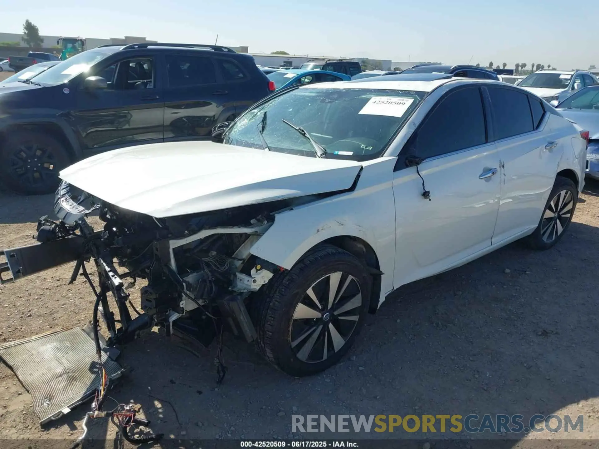 2 Photograph of a damaged car 1N4BL4DV1KC146590 NISSAN ALTIMA 2019