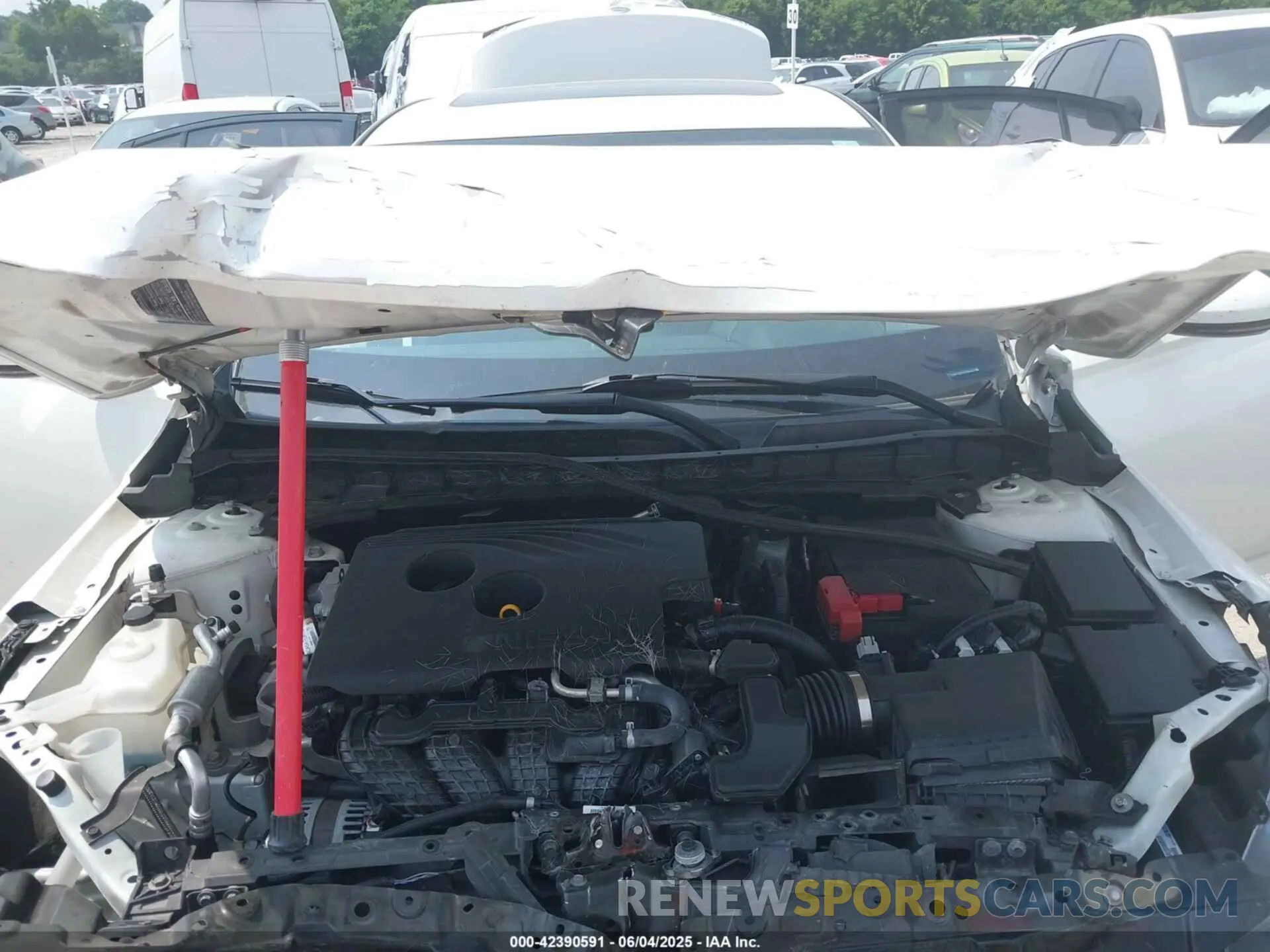 10 Photograph of a damaged car 1N4BL4DV1KC170873 NISSAN ALTIMA 2019