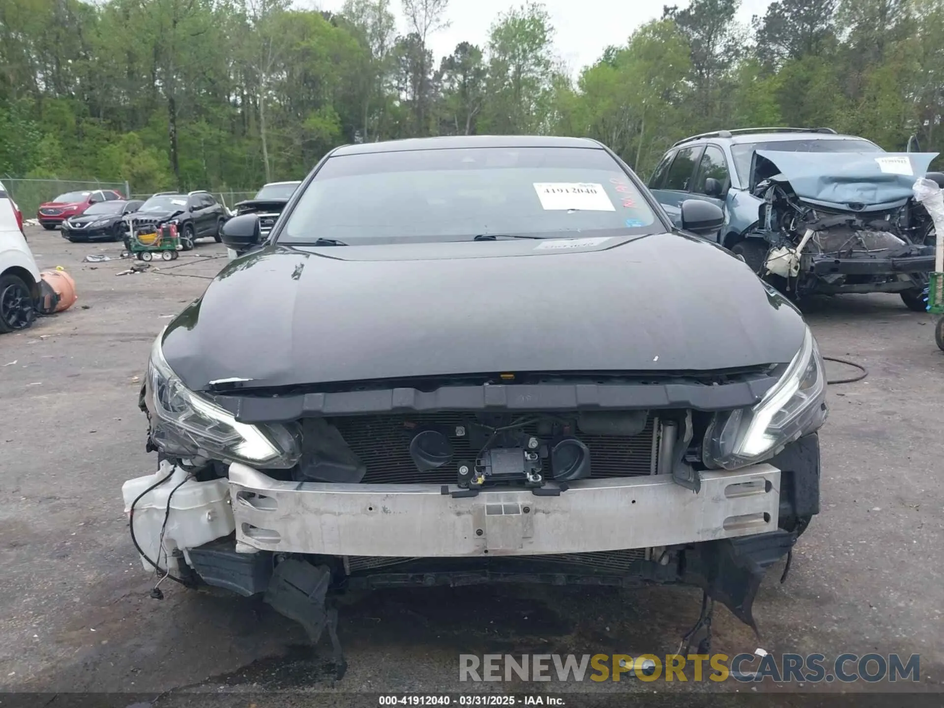12 Photograph of a damaged car 1N4BL4DV2KC107748 NISSAN ALTIMA 2019