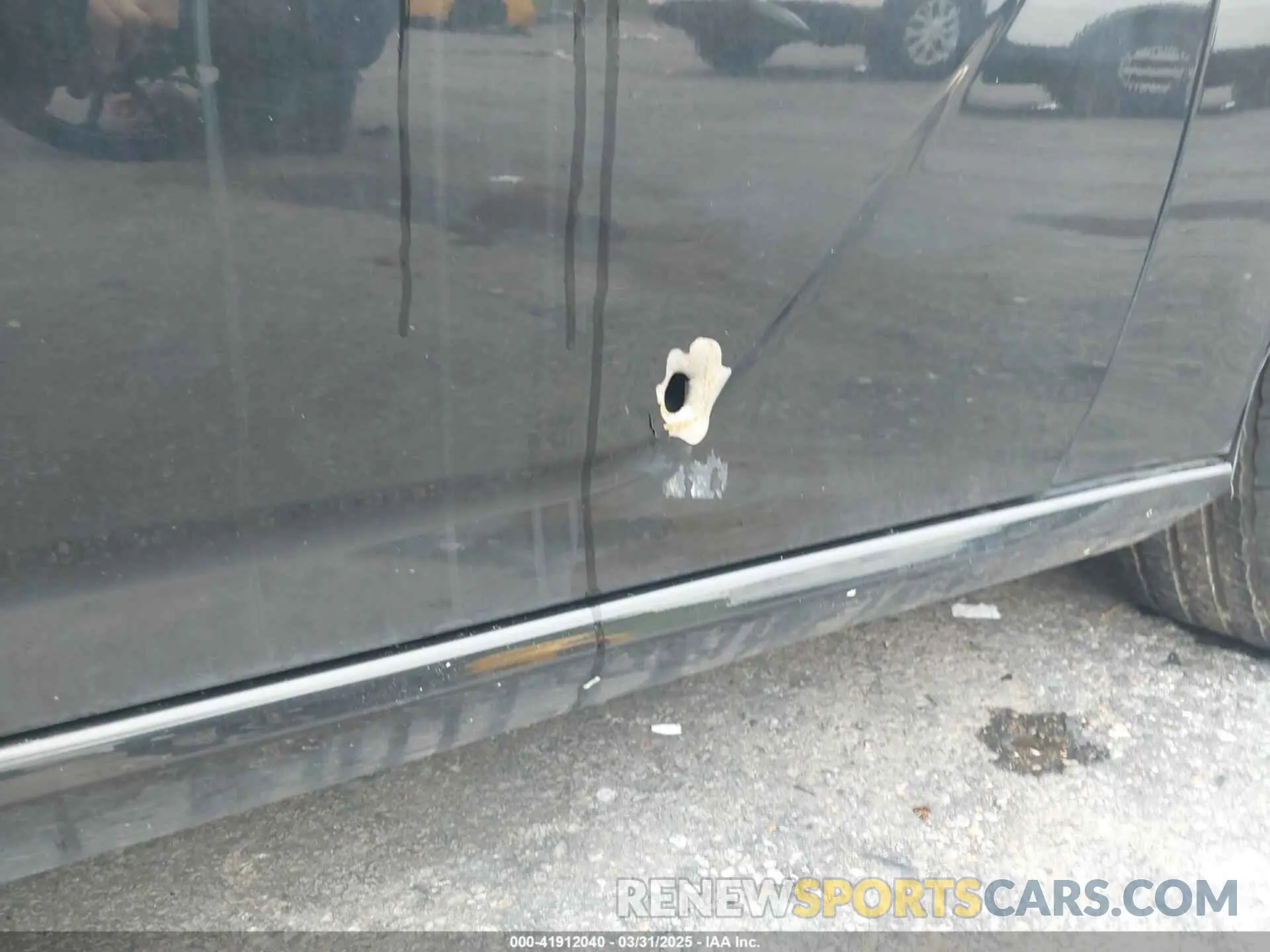 18 Photograph of a damaged car 1N4BL4DV2KC107748 NISSAN ALTIMA 2019