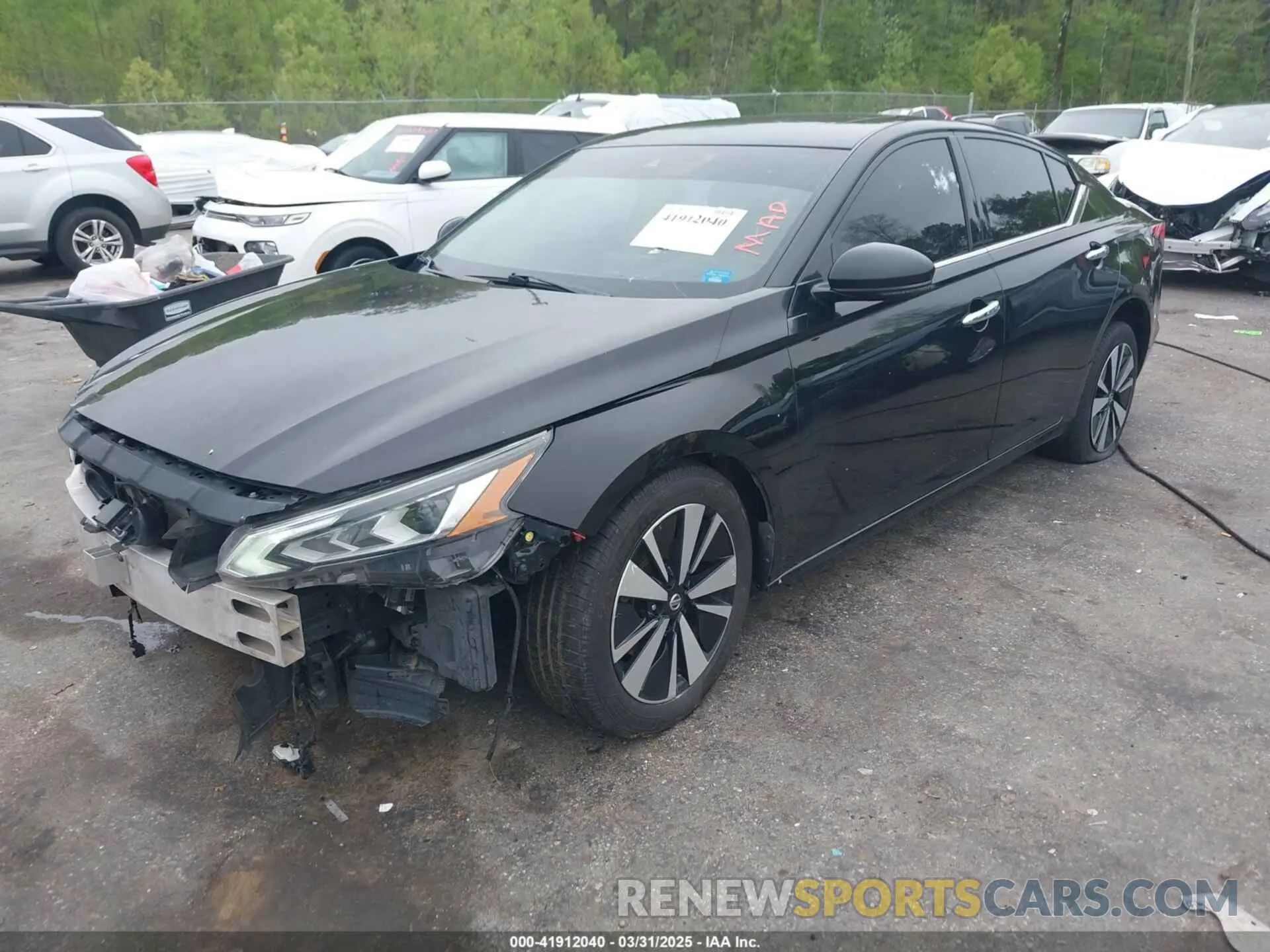 2 Photograph of a damaged car 1N4BL4DV2KC107748 NISSAN ALTIMA 2019