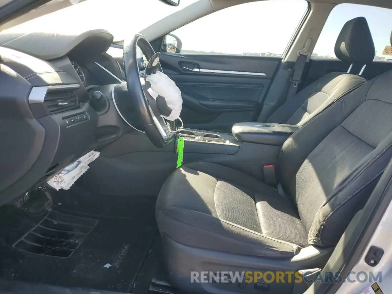 7 Photograph of a damaged car 1N4BL4DV2KC118443 NISSAN ALTIMA 2019