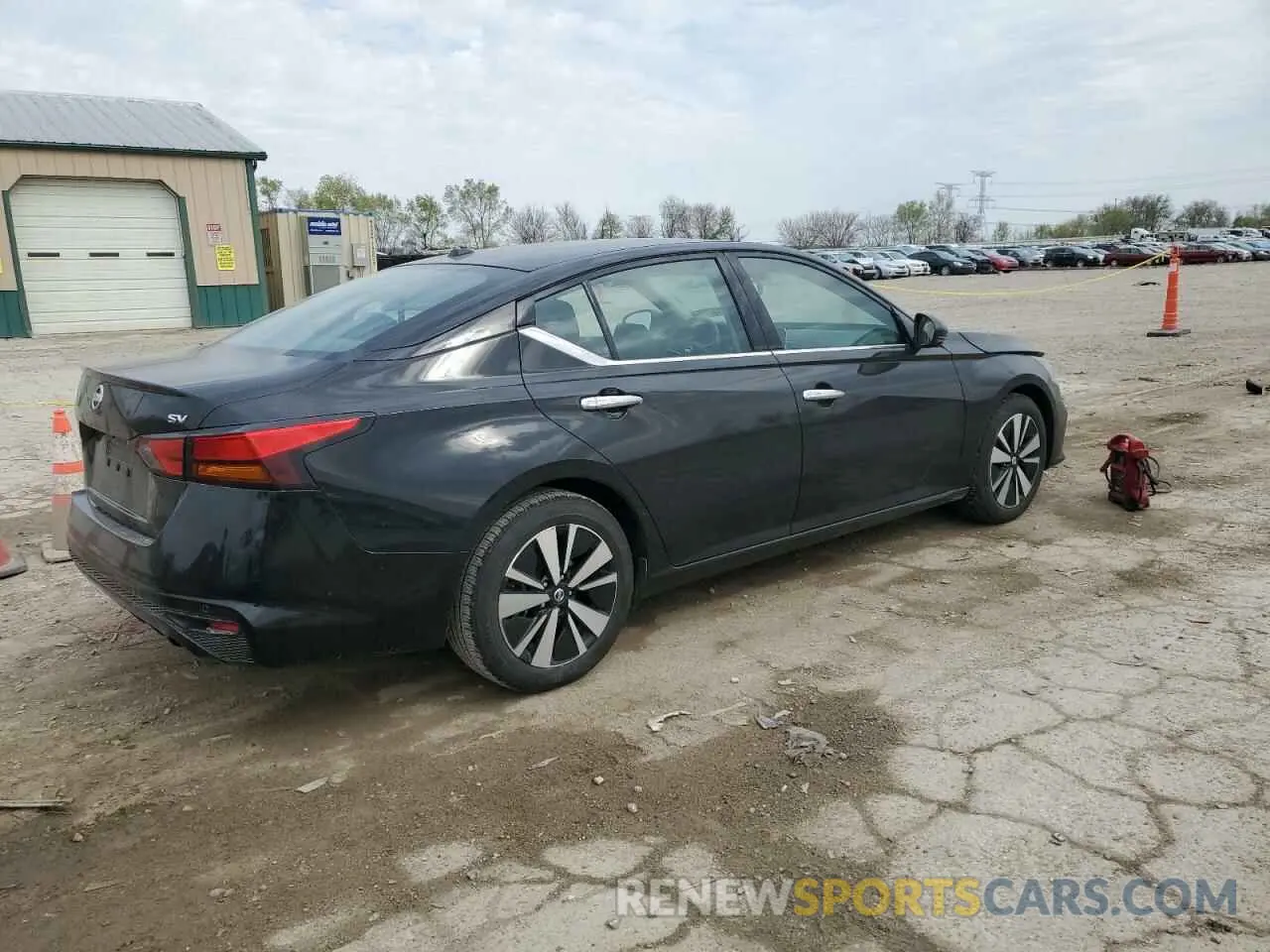 3 Photograph of a damaged car 1N4BL4DV2KC123870 NISSAN ALTIMA 2019