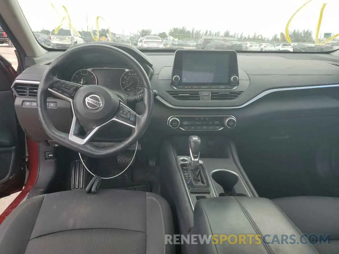 8 Photograph of a damaged car 1N4BL4DV2KC143424 NISSAN ALTIMA 2019