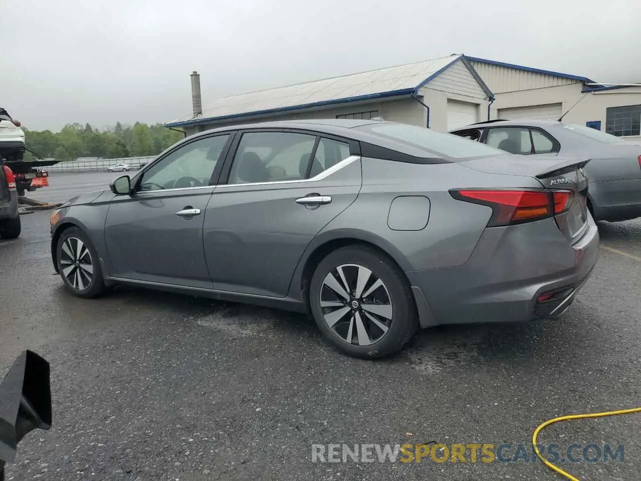 2 Photograph of a damaged car 1N4BL4DV2KC173832 NISSAN ALTIMA 2019