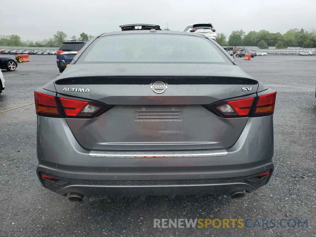 6 Photograph of a damaged car 1N4BL4DV2KC173832 NISSAN ALTIMA 2019