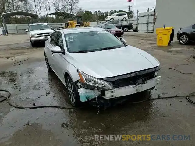 14 Photograph of a damaged car 1N4BL4DV2KC184944 NISSAN ALTIMA 2019