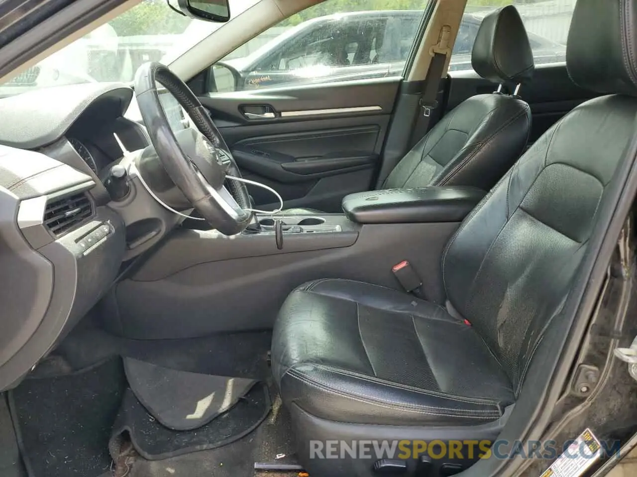 7 Photograph of a damaged car 1N4BL4DV2KC185446 NISSAN ALTIMA 2019