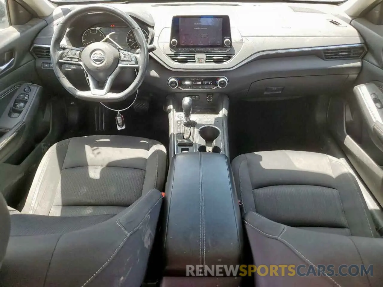 8 Photograph of a damaged car 1N4BL4DV3KC107726 NISSAN ALTIMA 2019