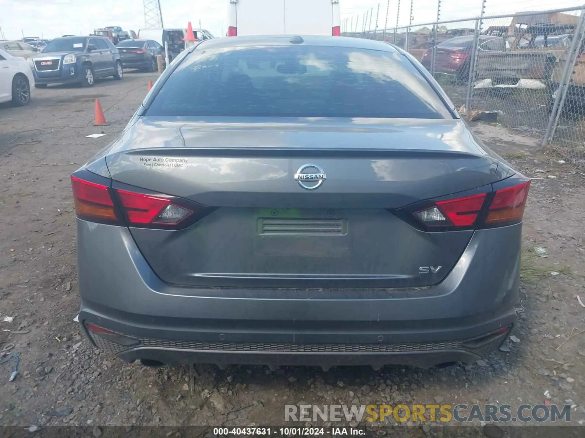 16 Photograph of a damaged car 1N4BL4DV3KC160135 NISSAN ALTIMA 2019