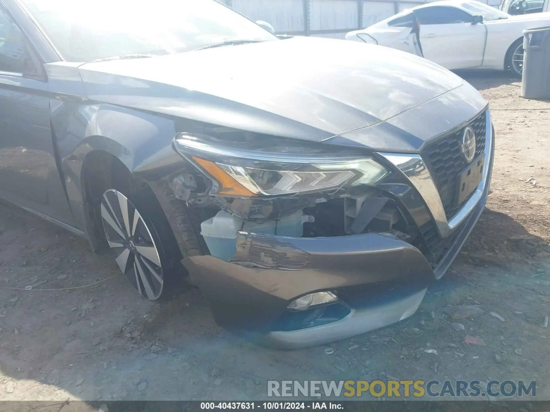 6 Photograph of a damaged car 1N4BL4DV3KC160135 NISSAN ALTIMA 2019