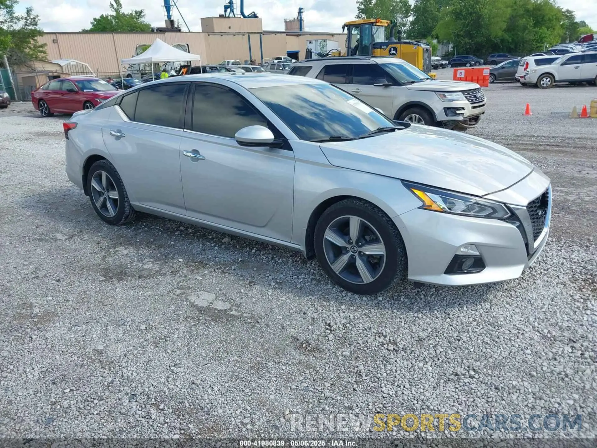 1 Photograph of a damaged car 1N4BL4DV4KC101255 NISSAN ALTIMA 2019