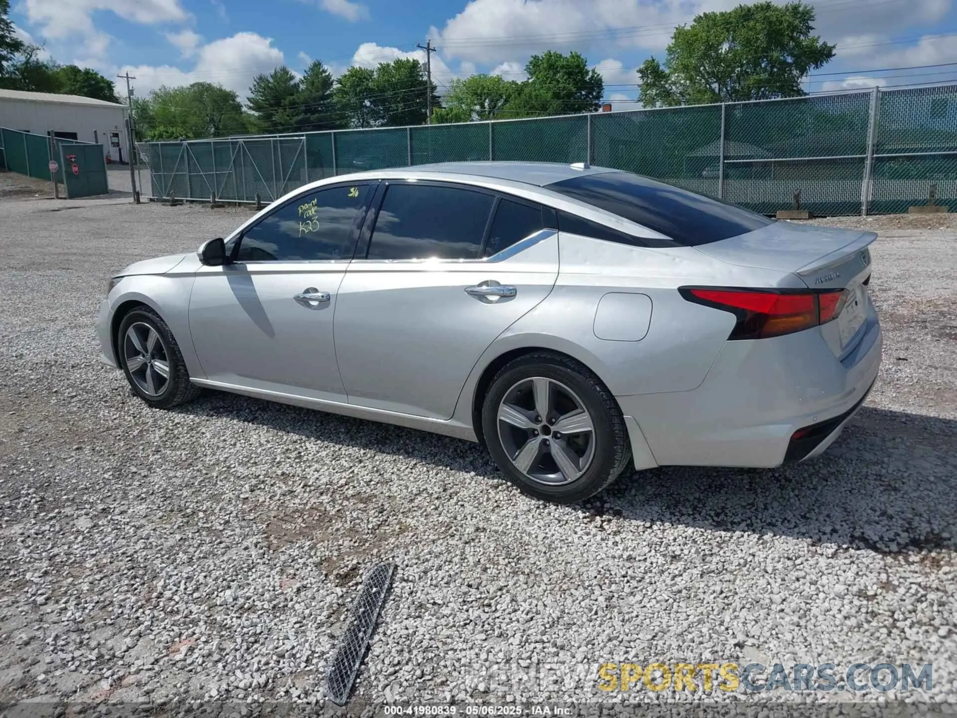 3 Photograph of a damaged car 1N4BL4DV4KC101255 NISSAN ALTIMA 2019