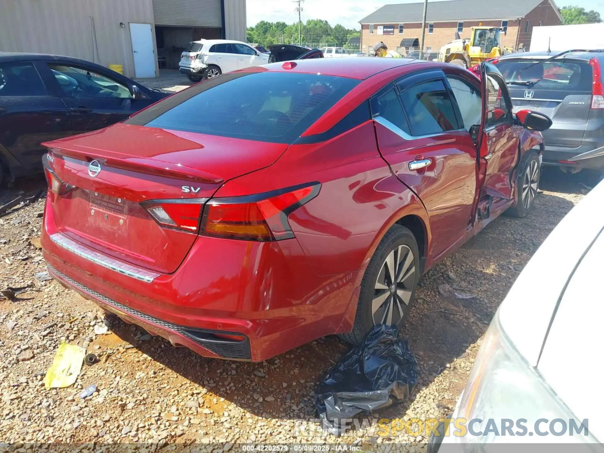 4 Photograph of a damaged car 1N4BL4DV4KC108657 NISSAN ALTIMA 2019