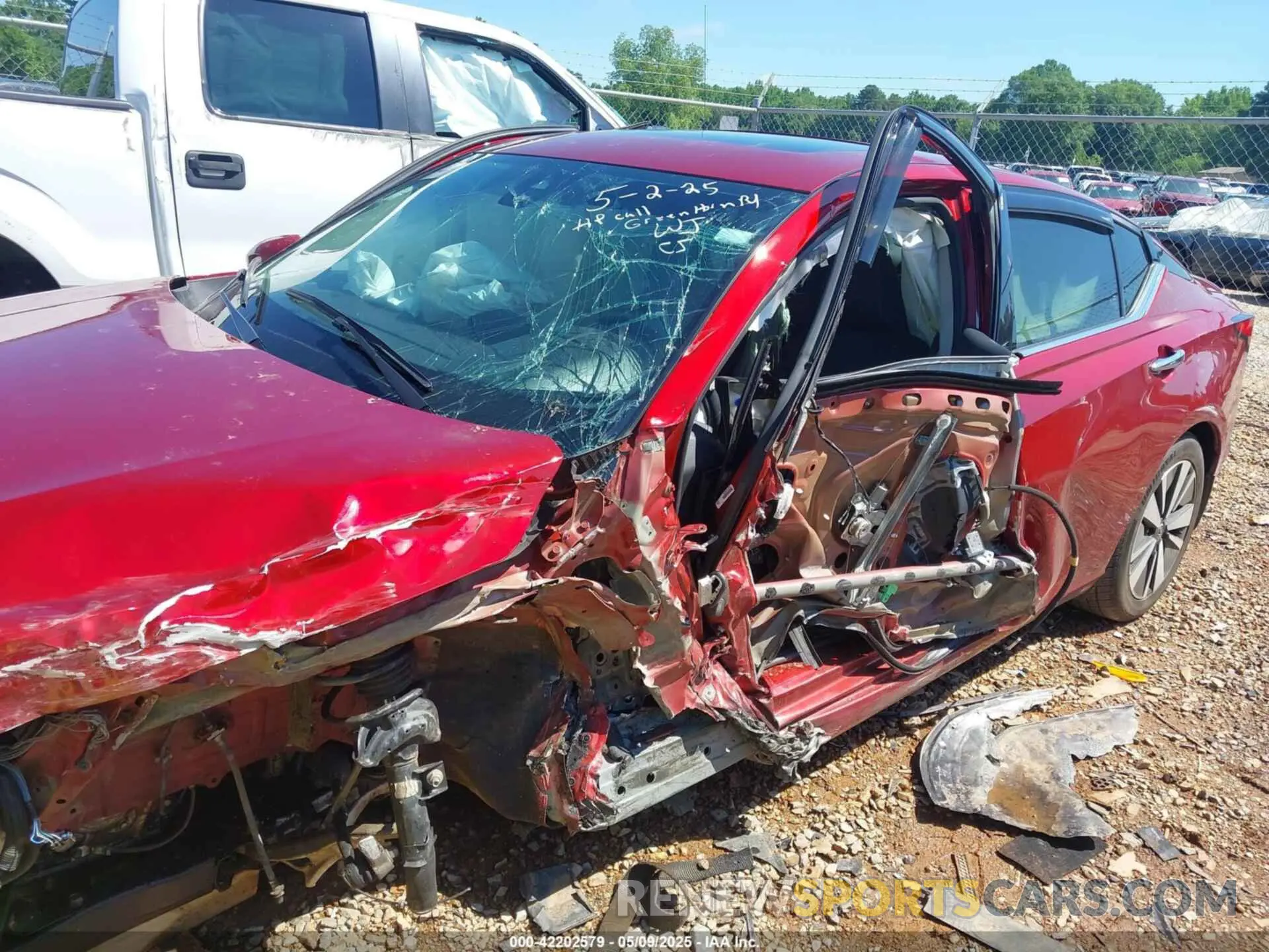 6 Photograph of a damaged car 1N4BL4DV4KC108657 NISSAN ALTIMA 2019