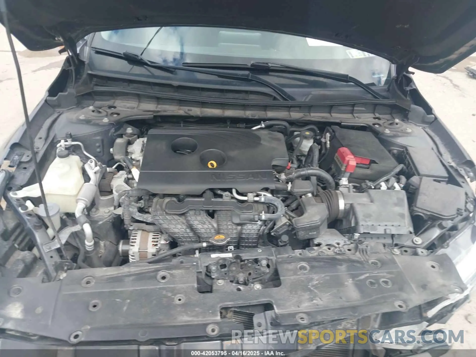 10 Photograph of a damaged car 1N4BL4DV5KC117058 NISSAN ALTIMA 2019
