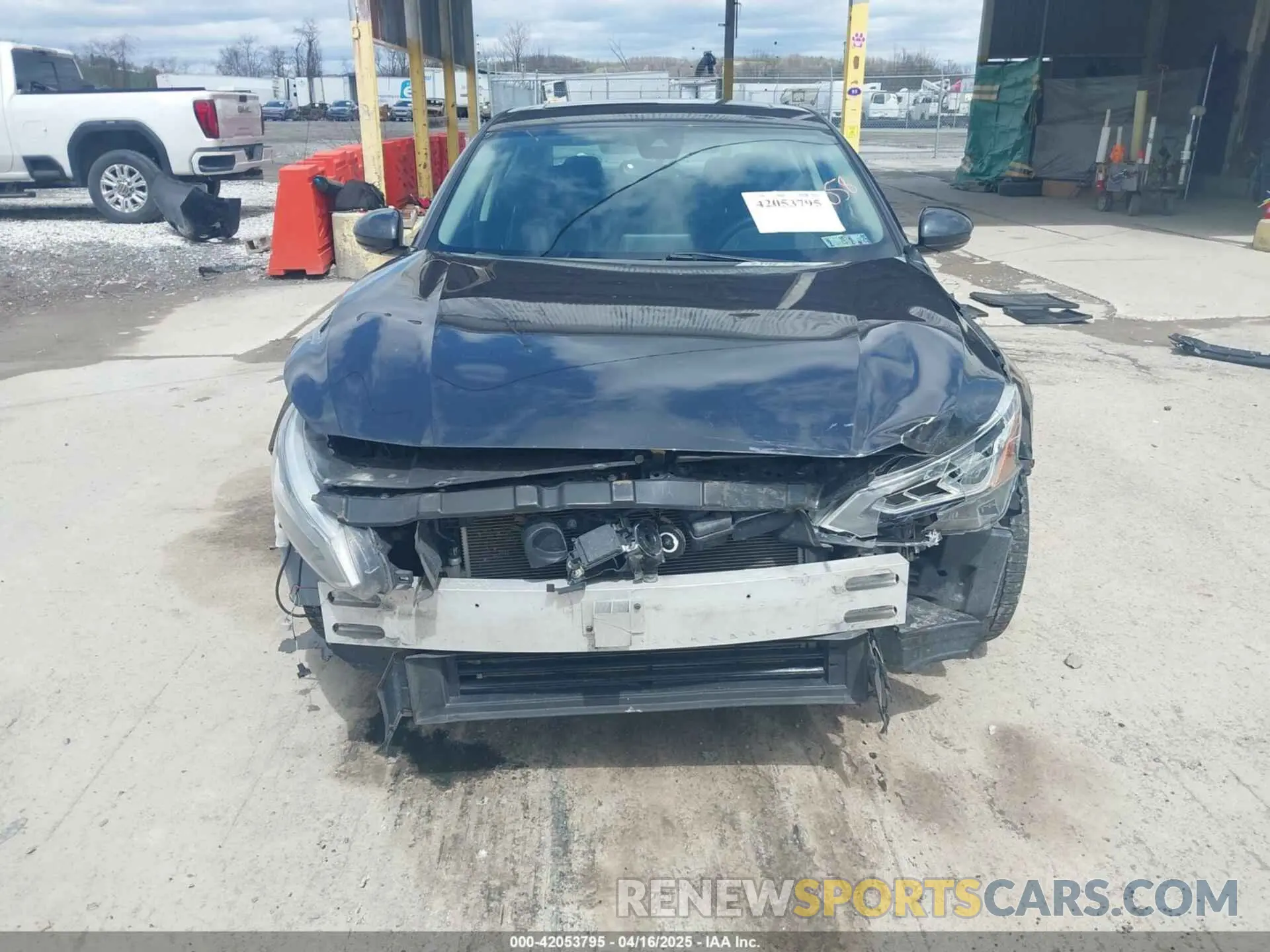 6 Photograph of a damaged car 1N4BL4DV5KC117058 NISSAN ALTIMA 2019