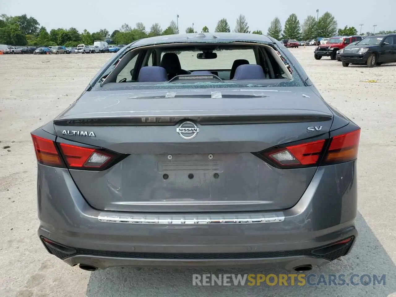 6 Photograph of a damaged car 1N4BL4DV5KC125144 NISSAN ALTIMA 2019
