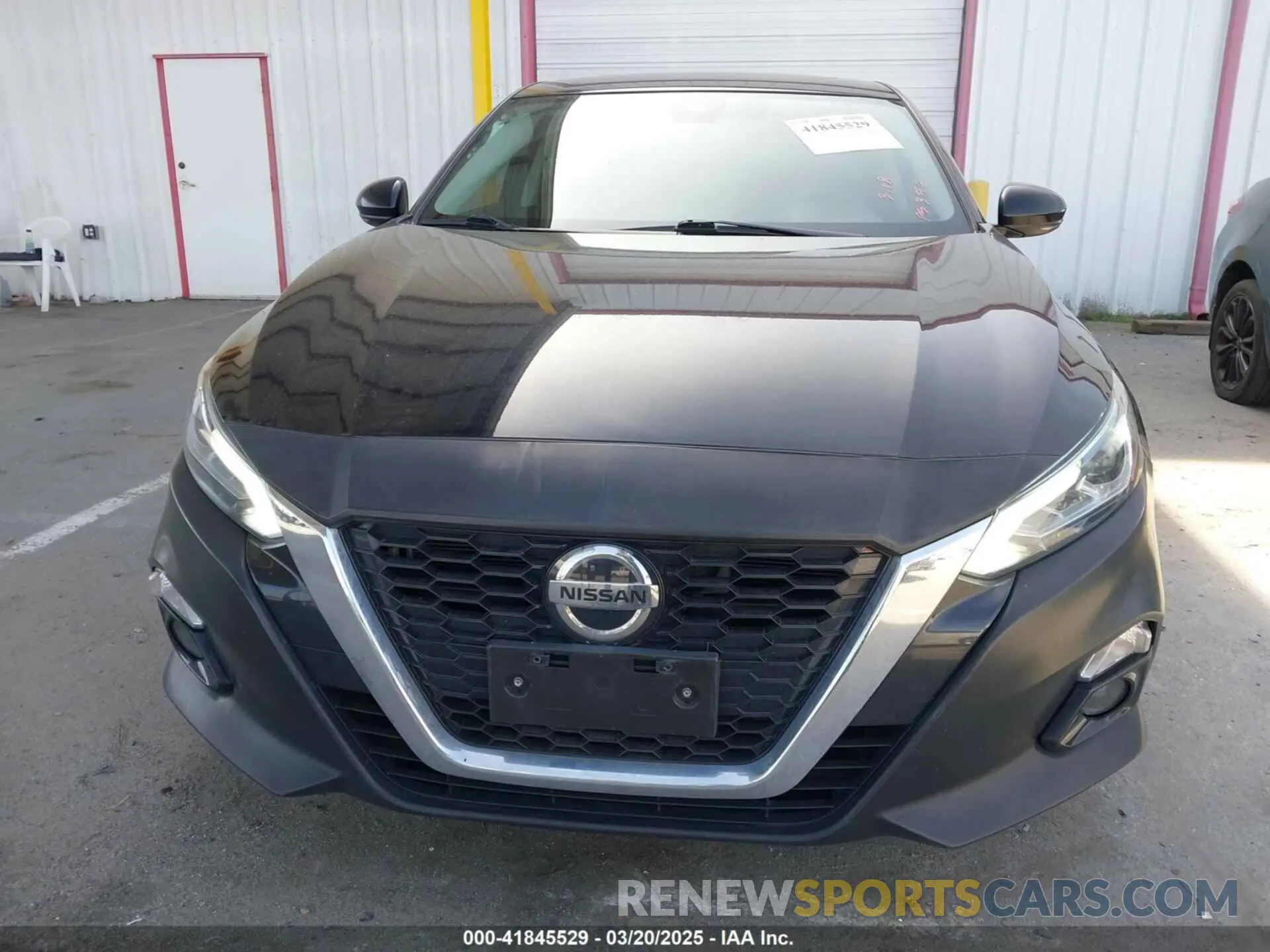 12 Photograph of a damaged car 1N4BL4DV5KC171640 NISSAN ALTIMA 2019