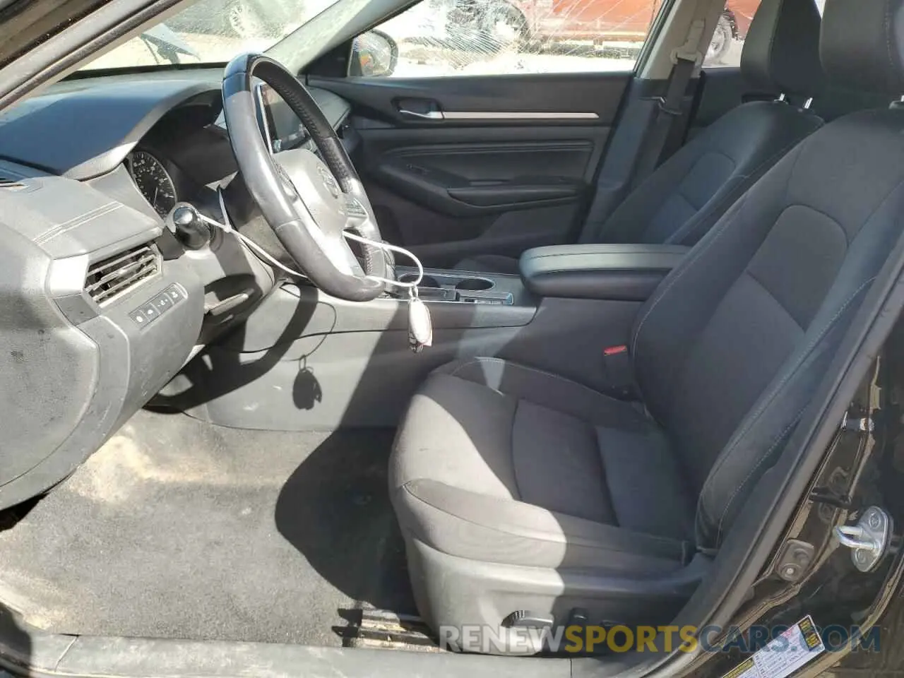 7 Photograph of a damaged car 1N4BL4DV5KN306054 NISSAN ALTIMA 2019